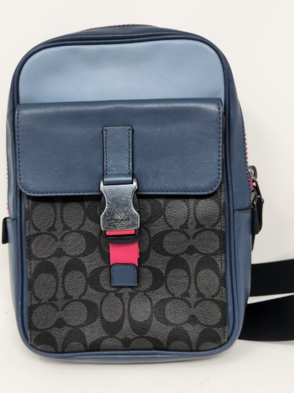 Coach Signature Leather Colorblock Hot Pink Light Blue Track Pack *Read